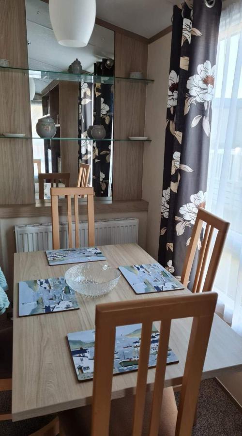 Hoburne Devon Bay Gorgeous 3 Bed Static Caravan With Decking Paignton Exterior foto